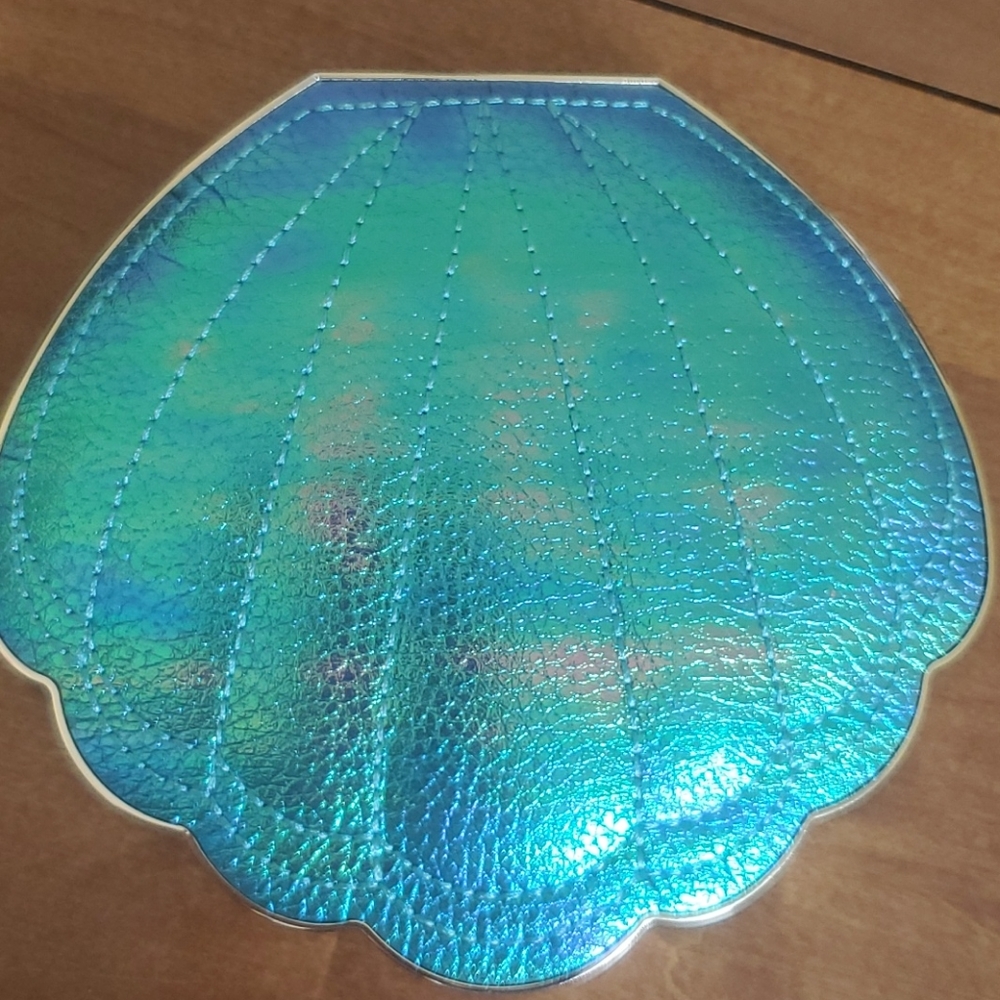 Tarte Be a Mermaid and Make Waves eyeshadow